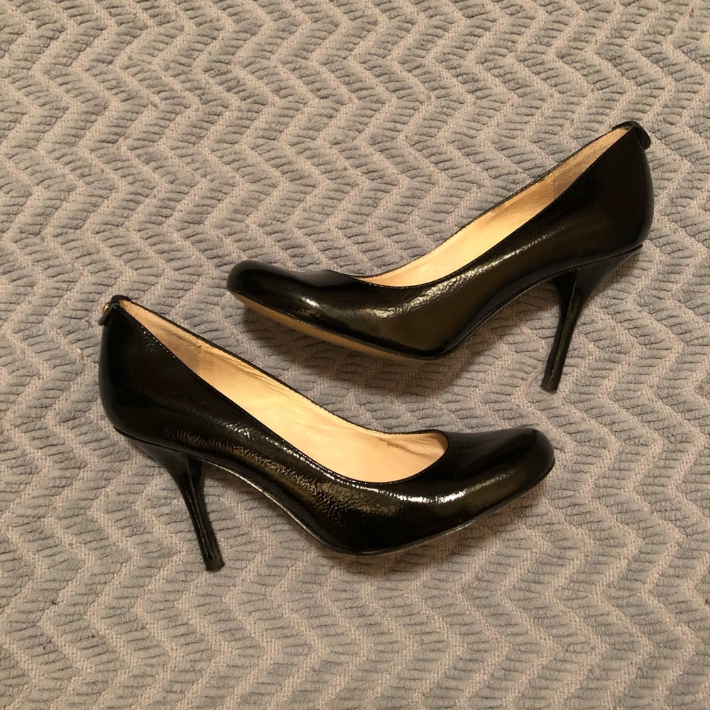 Michael Kors pumps